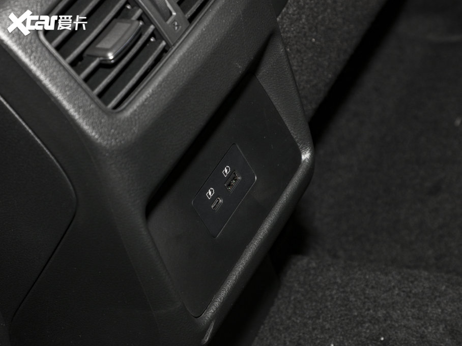 2022E VC-Turbo 300 CVT 2WD޶