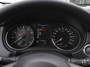 2022sҫ 2.0L  п؅^