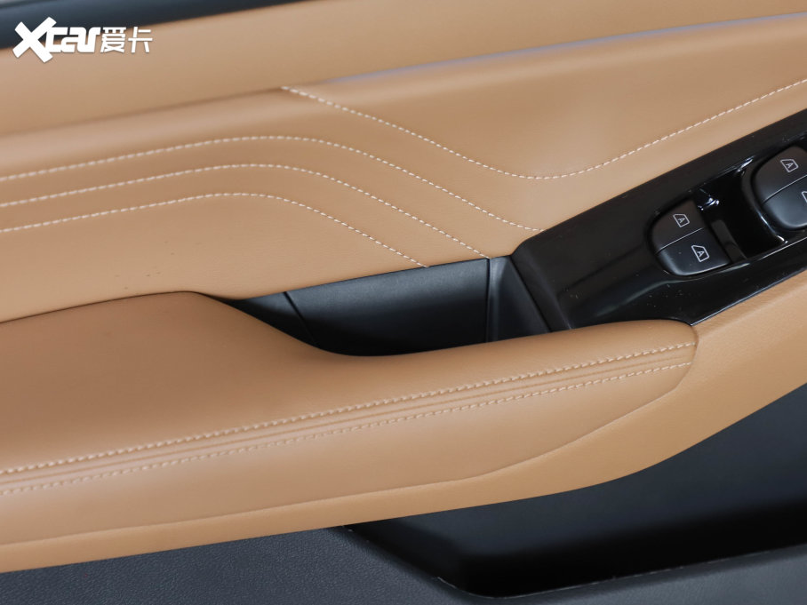 2022����[ 2.0T XV ������