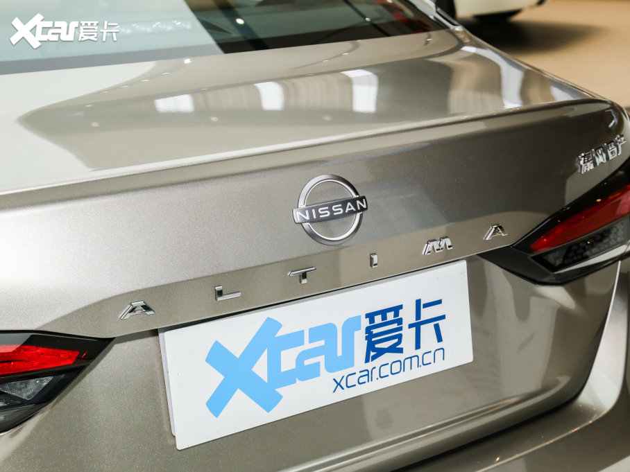 2022[ 2.0L XL-Upr (yu)