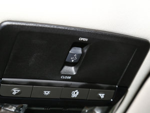 20222.0L XL-Upr  п؅^