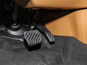 20222.0L XL-Upr (yu) п؅^(q)