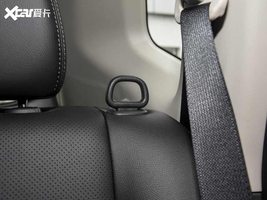 2023�����E �sҫ 2.0L �����������