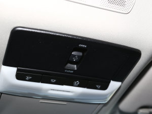 2023(q) {Max п؅^(q)