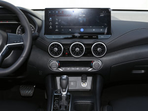 2023款1.6L CVT悦享版 中控台