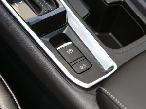 2023款1.6L CVT悦享版 驻车制动器
