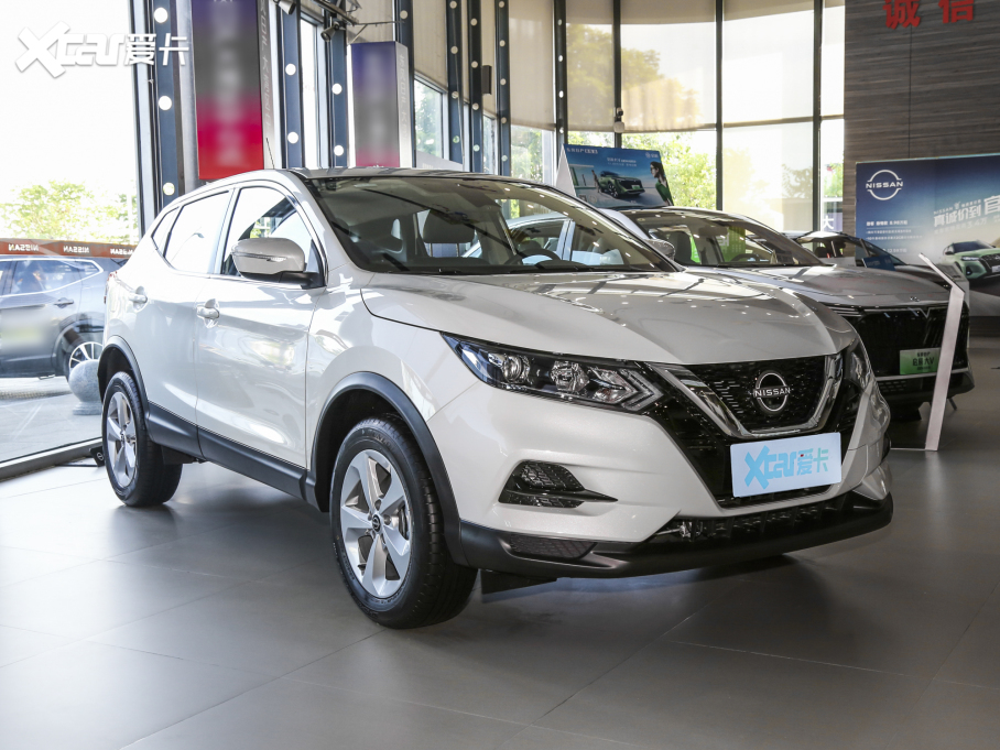 2023п  2.0L XV CVTm