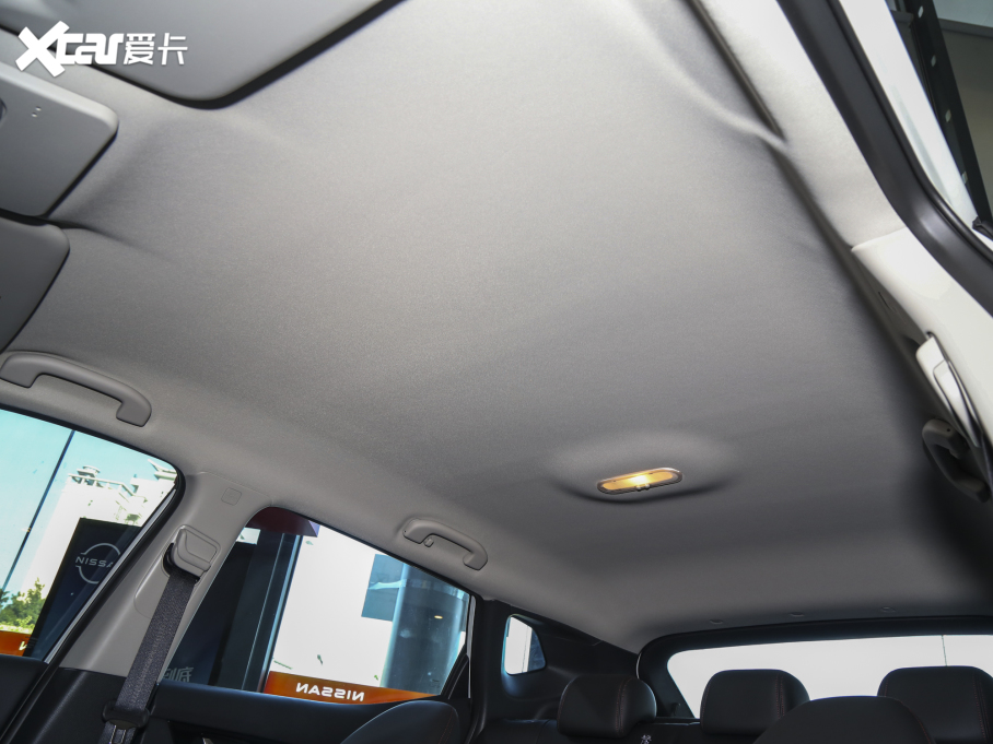 2023п  2.0L XV CVTm