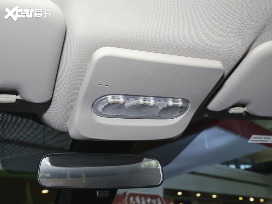 2023п (jng) 2.0L XV CVTm