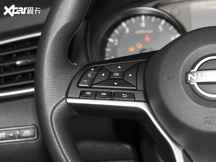 2023п  2.0L XV CVTm