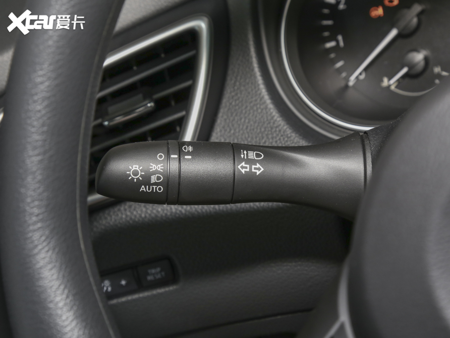 2023п  2.0L XV CVTm