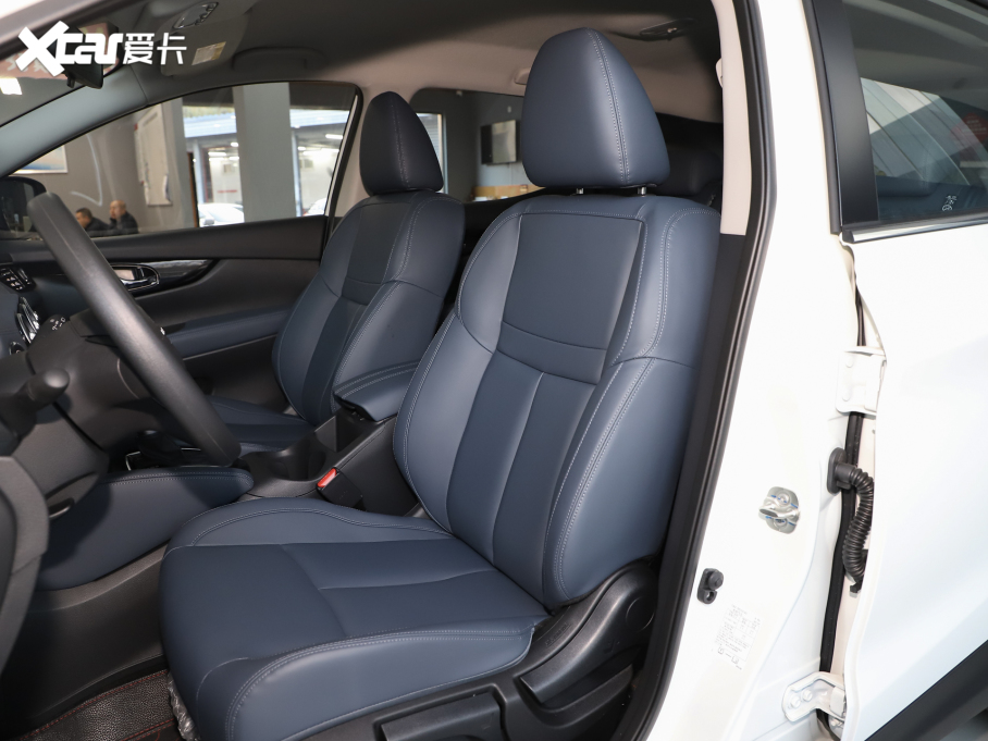 2025���п� �s�u(y��) 2.0L CVT XV���İ�