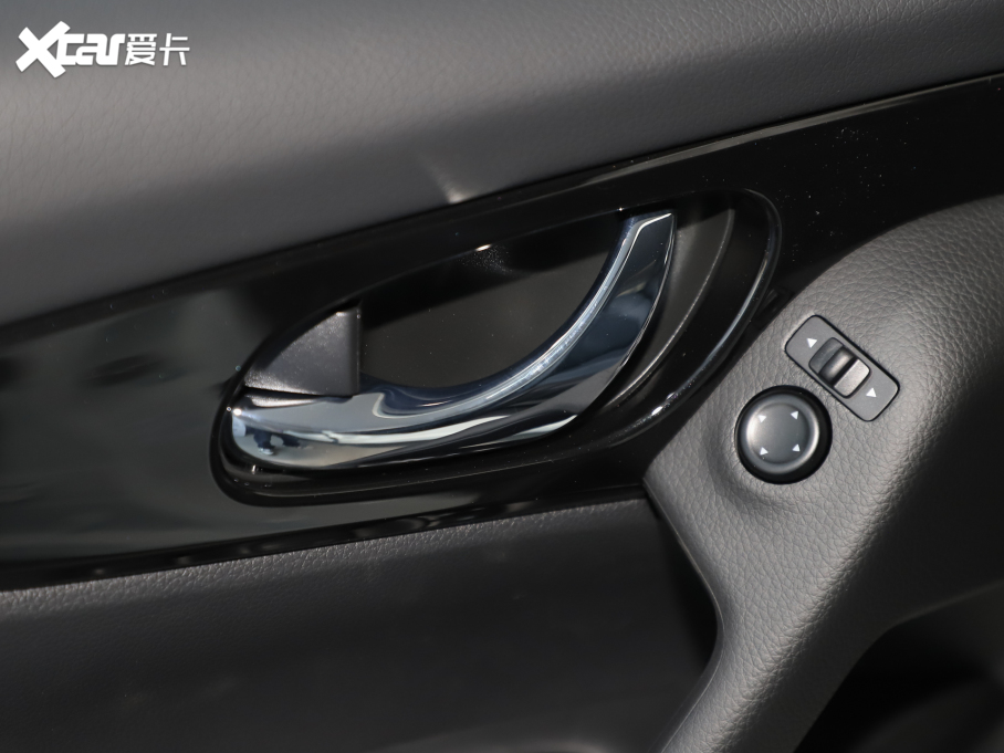 2025п su(y) 2.0L CVT XVİ