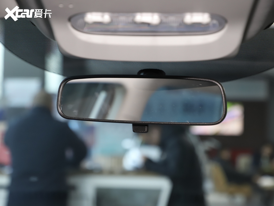 2025п su(y) 2.0L CVT XVİ