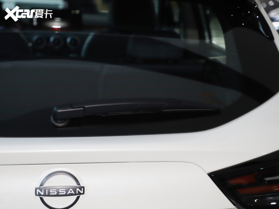 2025���п� �s�u 2.0L CVT XV���İ�