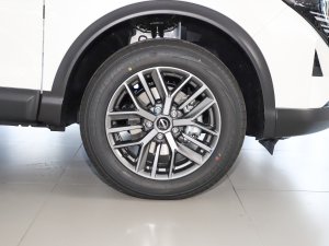 2025su 2.0L CVT XVİ ^