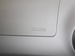 2010款1.6L 劲锐版手动标准版 中控区