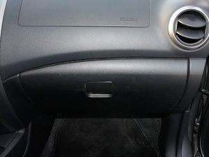2010款1.6L 劲锐版自动智能版 空间座椅