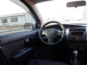 2010款1.6L 劲锐版自动智能版 空间座椅