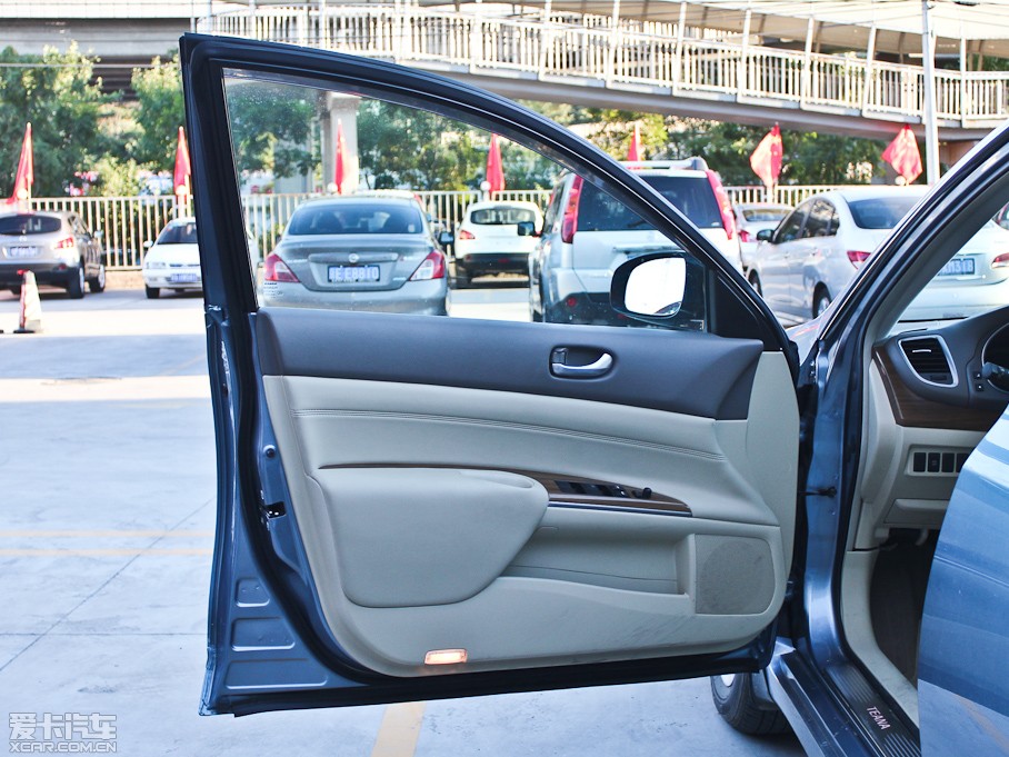 2011[ 2.5XL I(lng)Ȱ