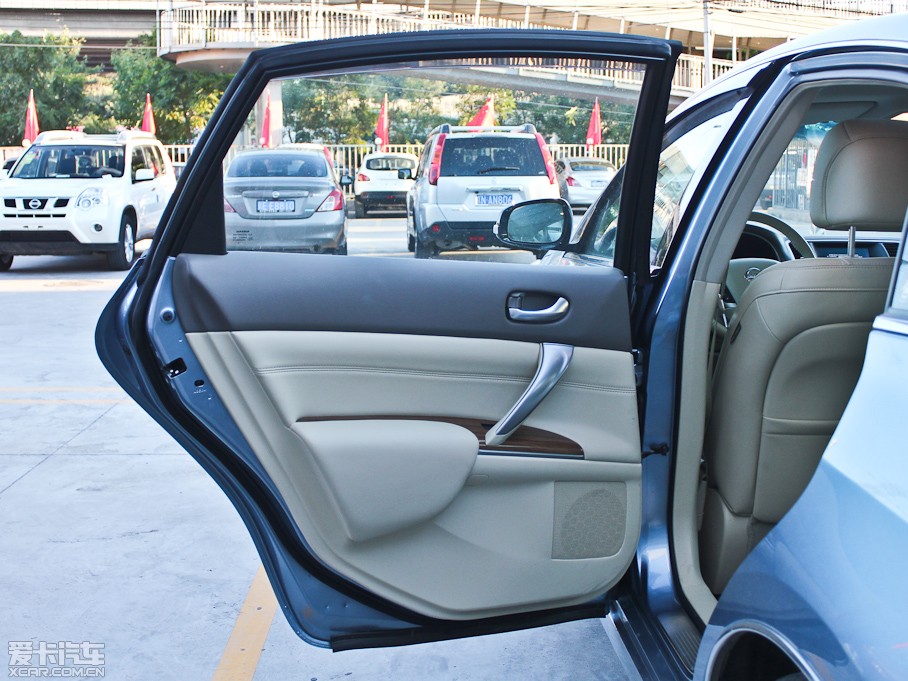 2011[ 2.5XL I(lng)Ȱ