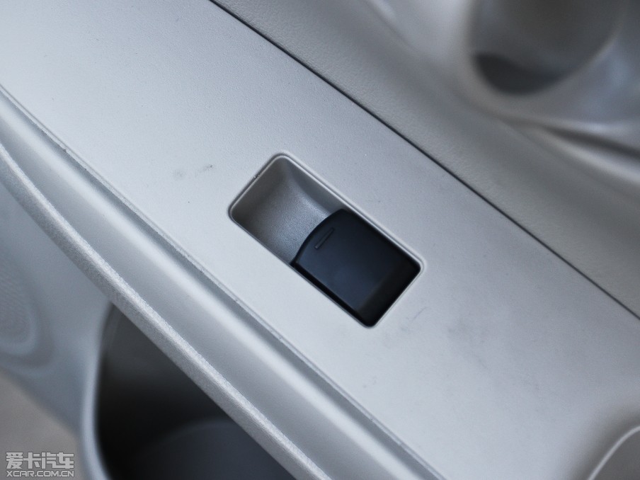 2011(yng) 1.5XE CVTm