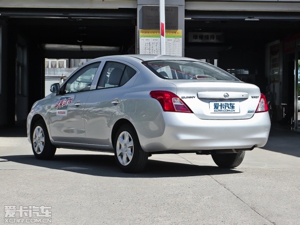 東風日產(chǎn)2011款陽光