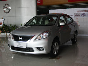 2011款1.5XE 手动舒适版 左前45度