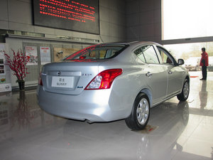 2011款1.5XE 手动舒适版 整体外观