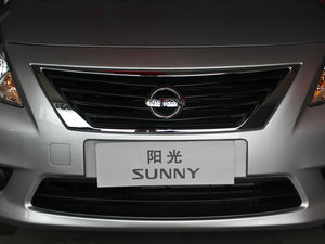 2011款1.5XE 手动舒适版 中网