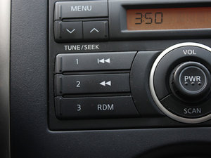 2011款1.5XV CVT尊贵版 中控区
