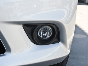 2011款1.5XE CVT舒适版 前雾灯