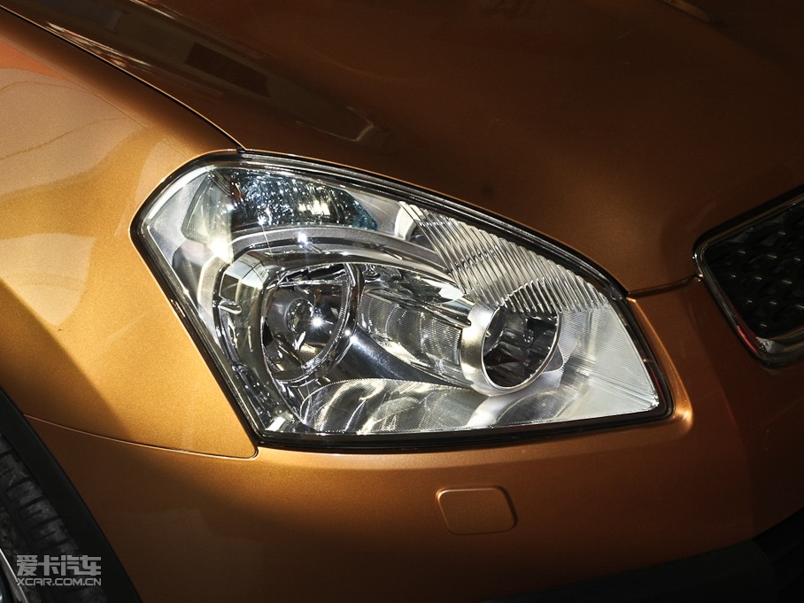 2011п 2.0XV CVT(q)()