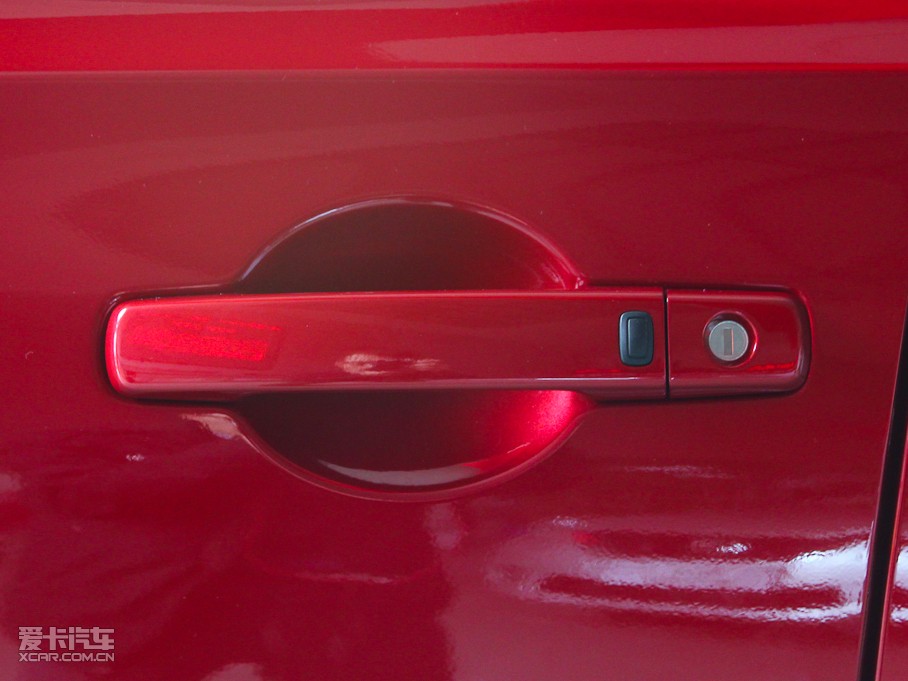 2011п 2.0XV CVT(q)()