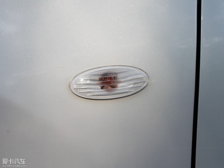 2011п 2.0XV CVT(q)()