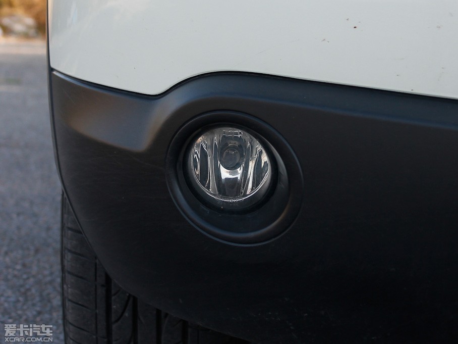 2011п 2.0XV CVT(q)()