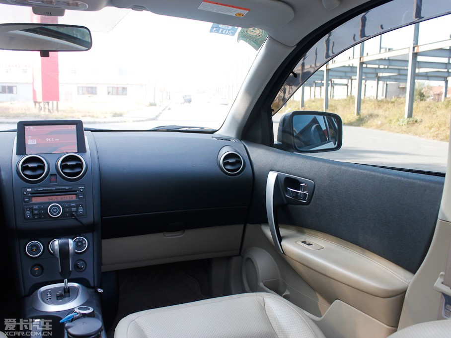 2011п 2.0XV CVT(q)()