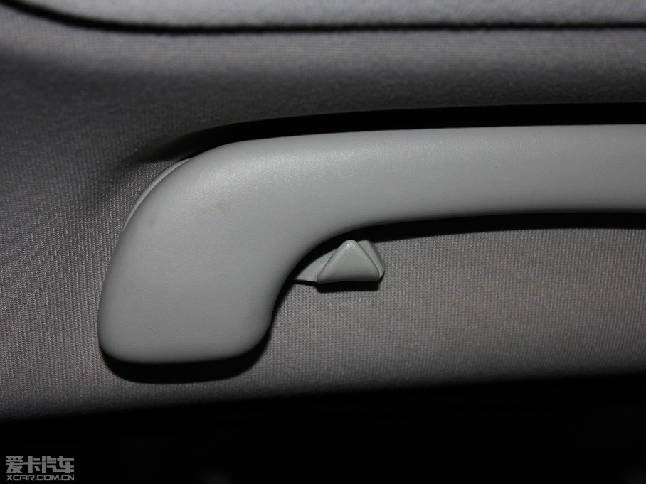 2011п 2.0XV CVT(q)()