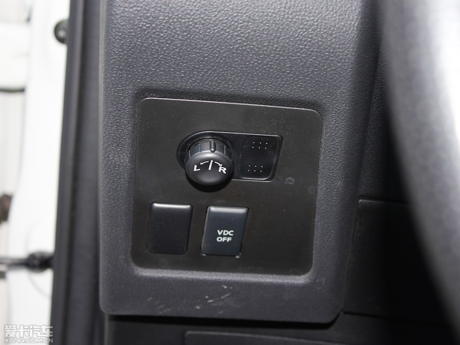 2011п 2.0XV CVT(q)()