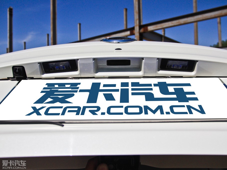 2011п 2.0XV CVT(q)()