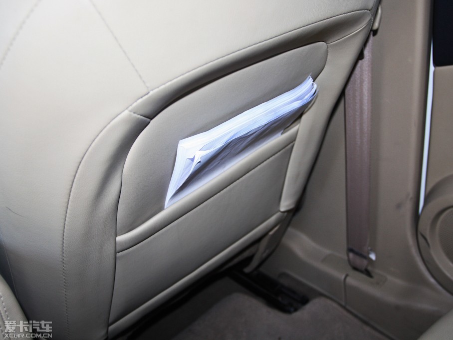 2011п 2.0XV CVT(q)()