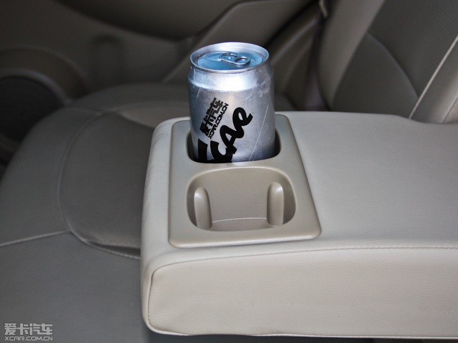 2011п 2.0XV CVT(q)()