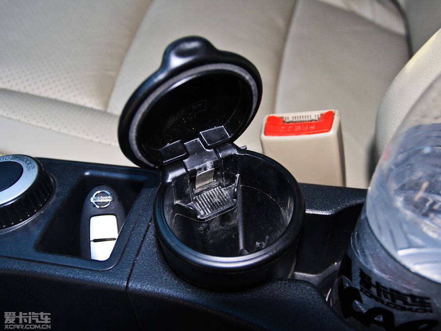 2011п 2.0XV CVT(q)()