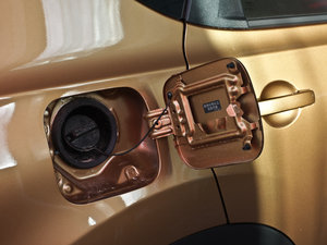 20112.0XV CVT(q)() w