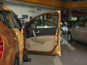 20112.0XV CVT(q)() g