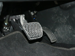 20112.0XV CVT(q)() g