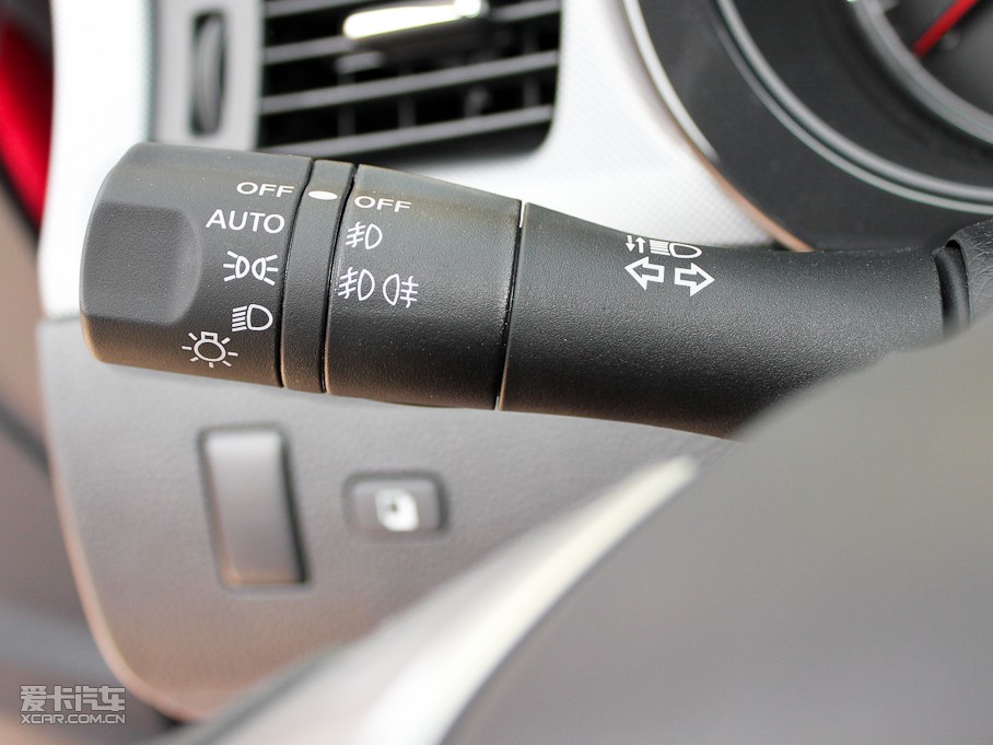 2011U_(d) 1.6T CVT¿