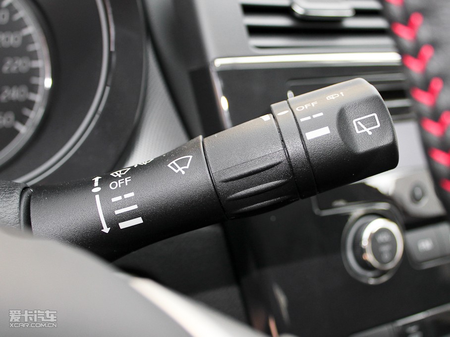 2011U_(d) 1.6T CVT¿