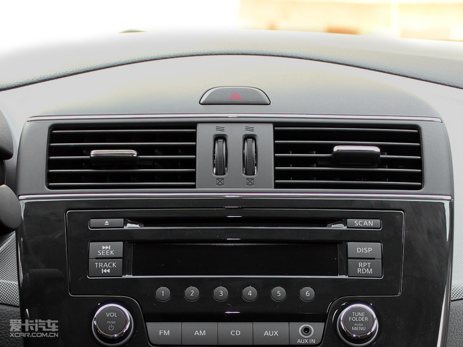 2011U_(d) 1.6T CVT¿