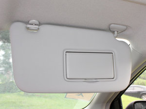 2011款1.6L 手动舒适版 空间座椅